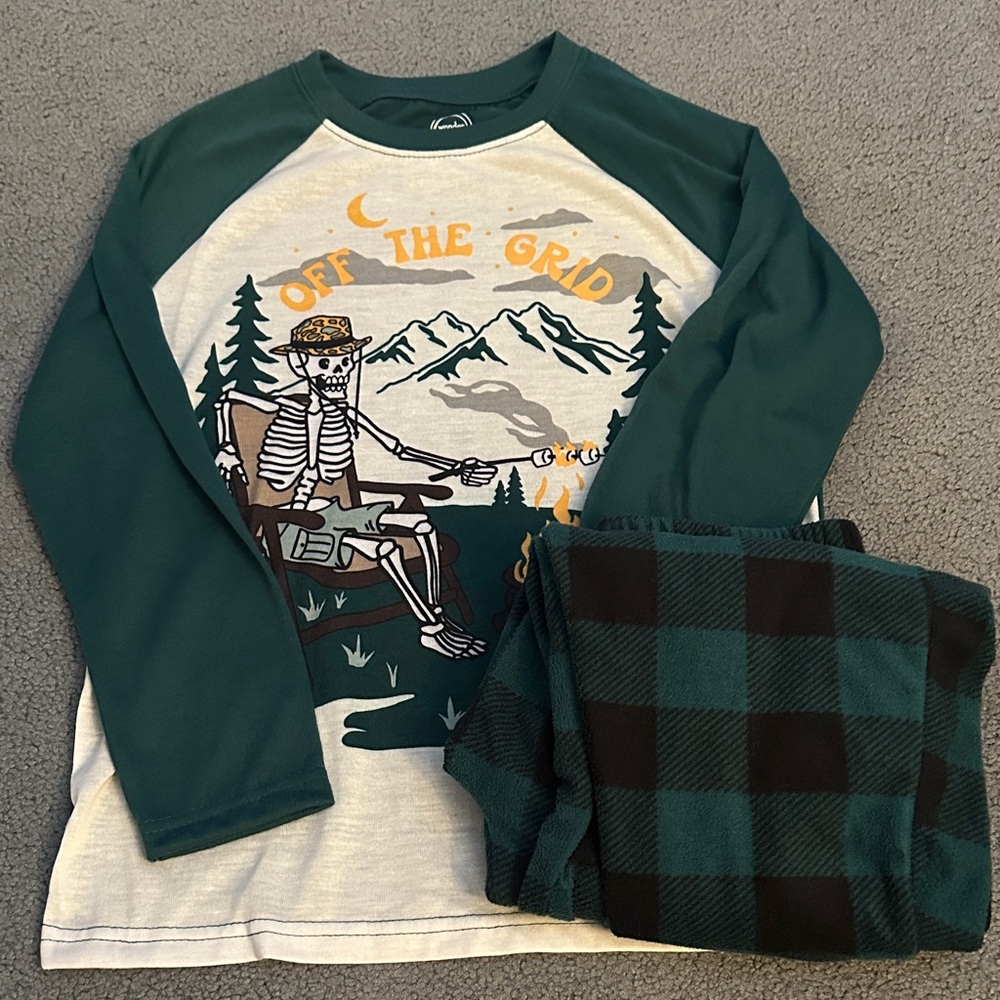 Skeleton Graphic Pajama Set